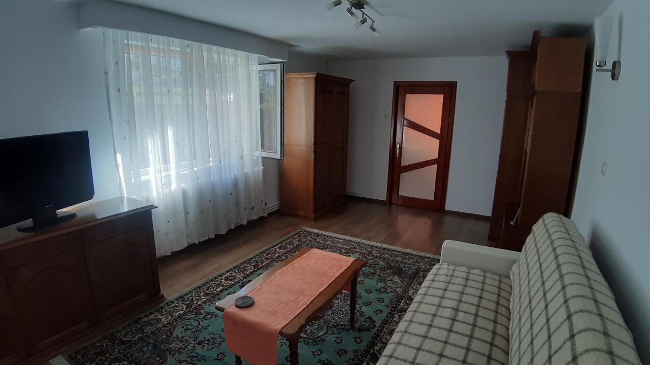 Casa Ultracentral Suceava Βίλα Εξωτερικό φωτογραφία